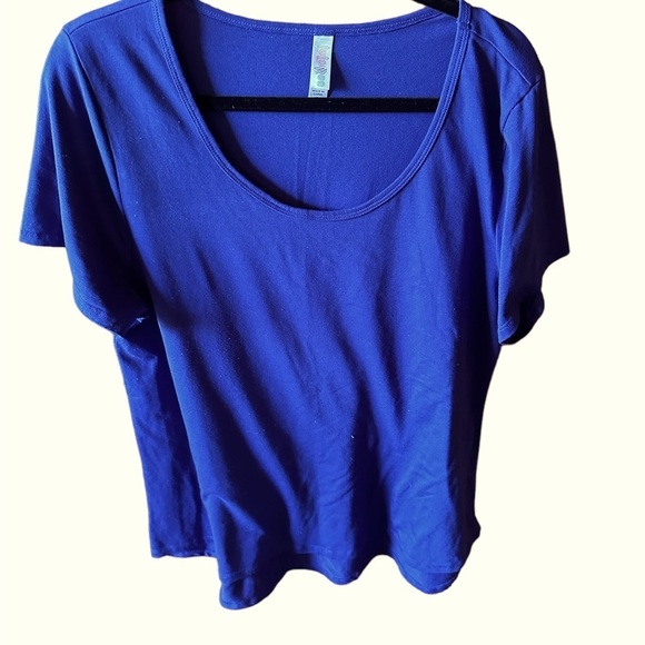 Lularoe XL Blue Classic T GUC. From ex retailer wardrobe. Some pilling. - Picture 1 of 8